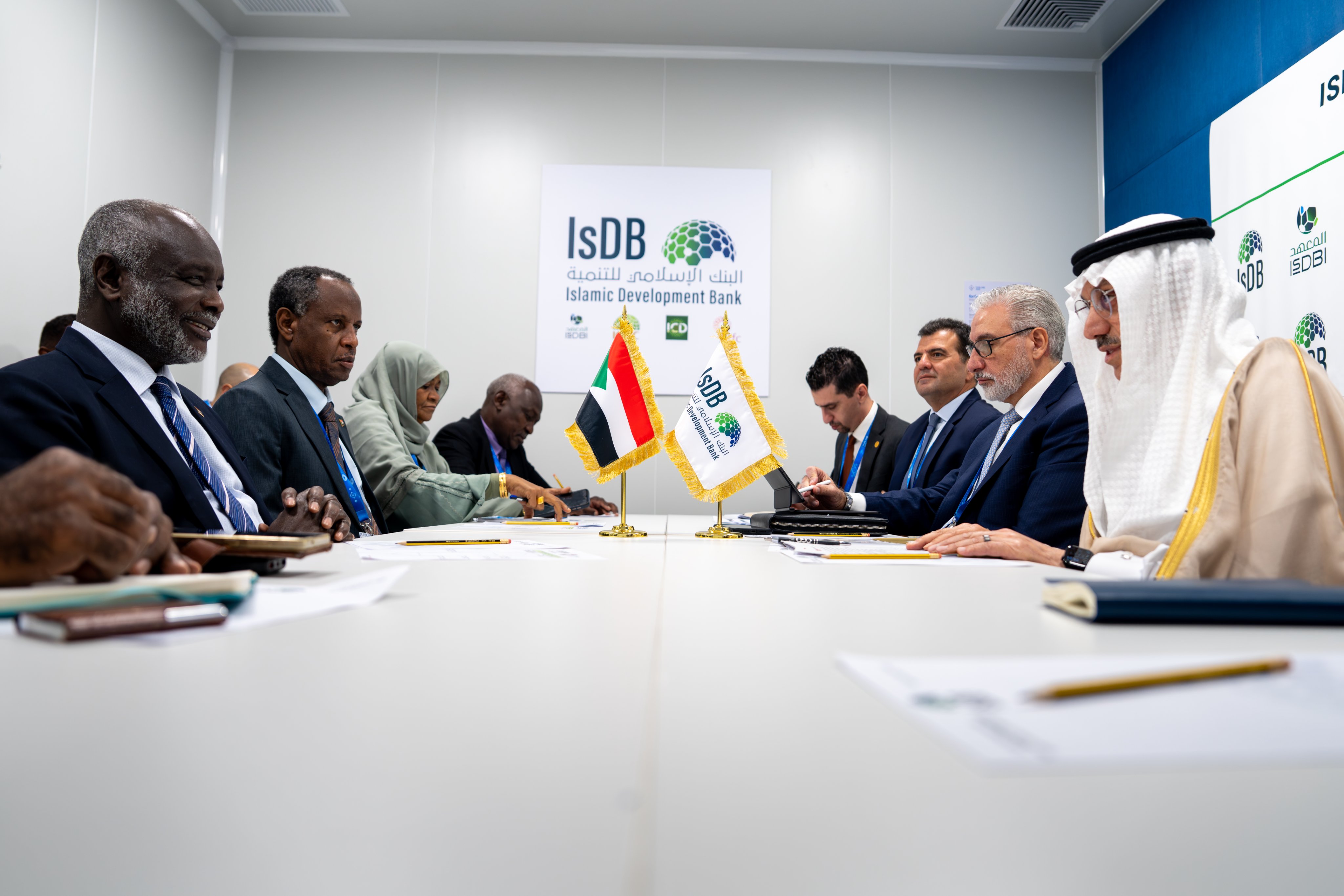 Sudan Seeks to Restore Development Financing in Talks with Islamic Development Bank