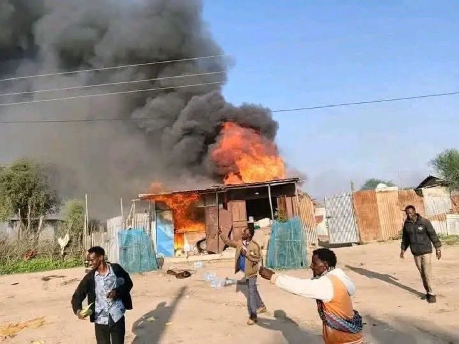 Deadly Tensions Escalate at Kenya–Ethiopia Border as Buildings Burn in Renewed Moyale Clashes